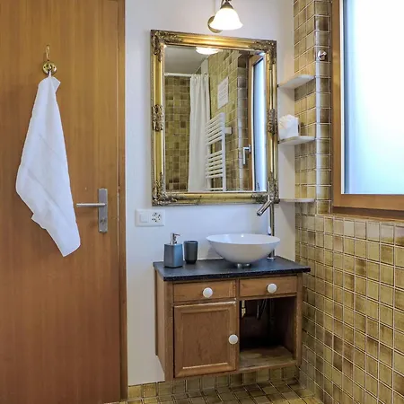 Bienli Mitte By Interhome